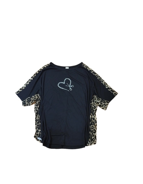 Stylist Scissor in Heart Design in a Leopard Print Trim Top