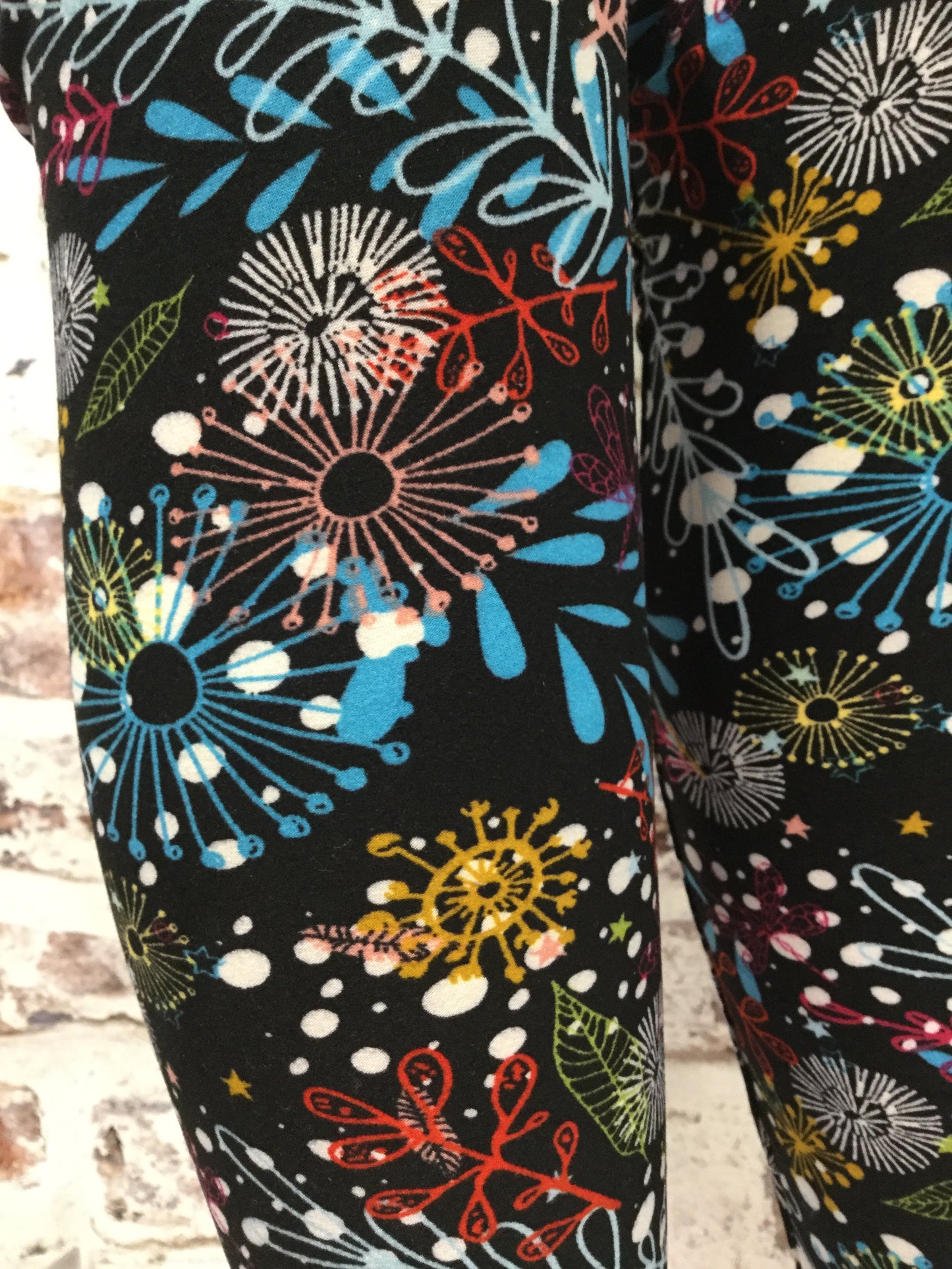 Printed Leggings "Waiting On A Wish"