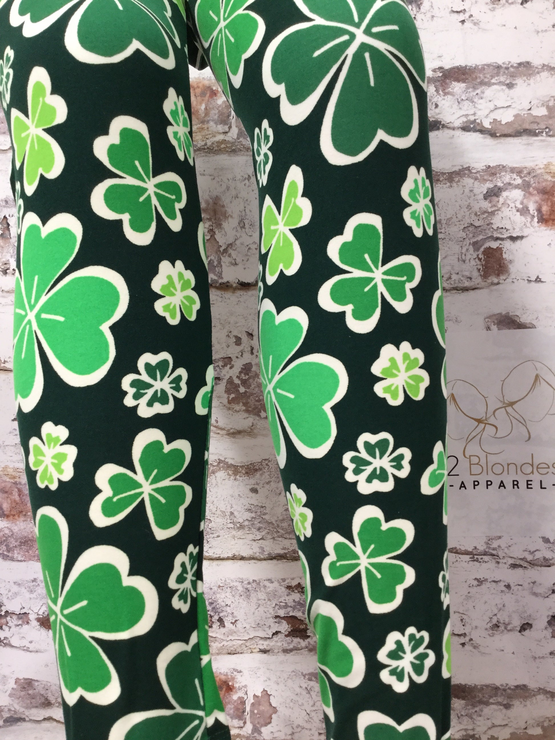 EXTRA PLUS Lucky 4 Leaf Clover Printed Leggings – 2 Blondes Apparel