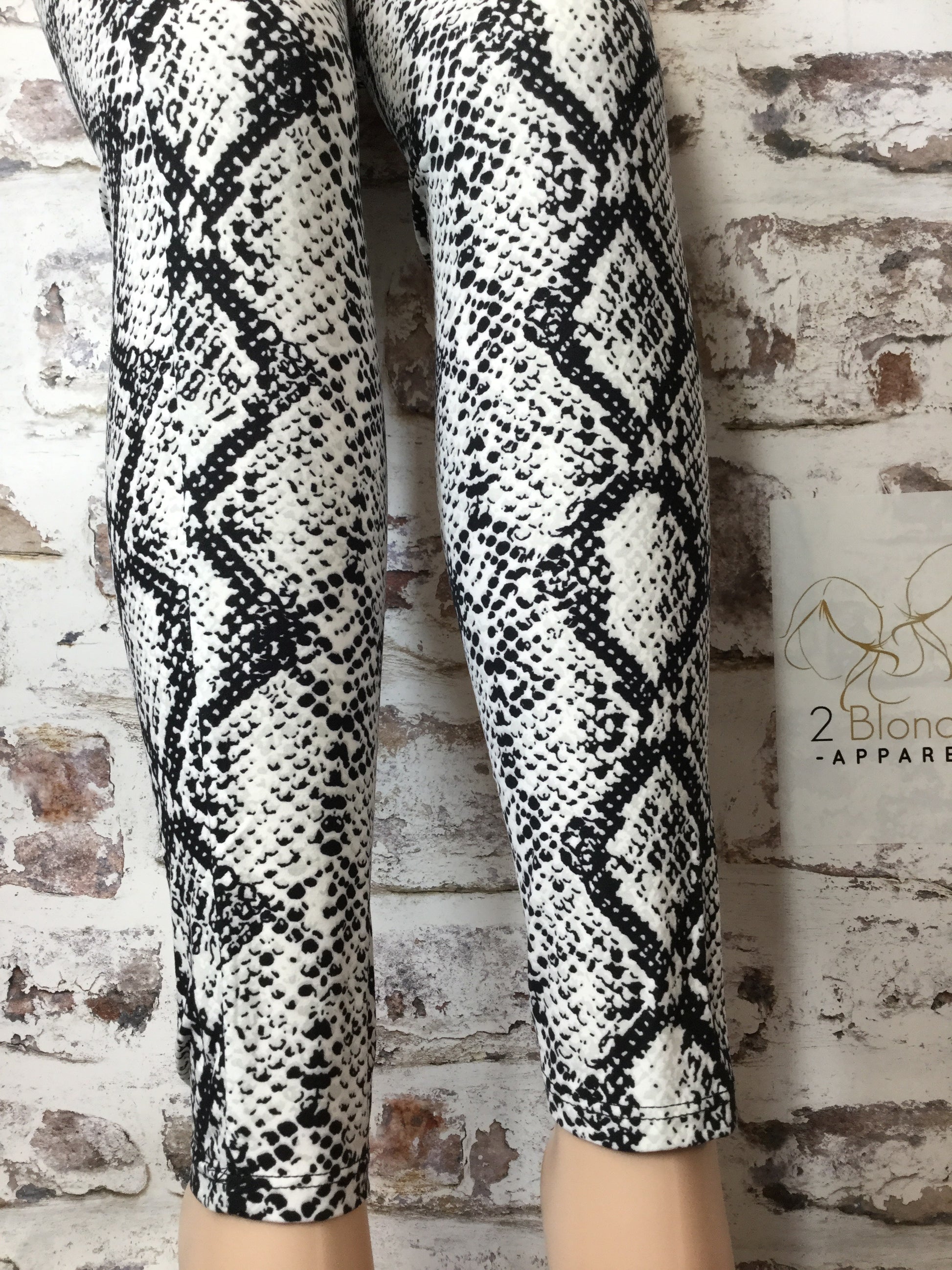 Extra Plus Beige Python Printed Leggings – 2 Blondes Apparel