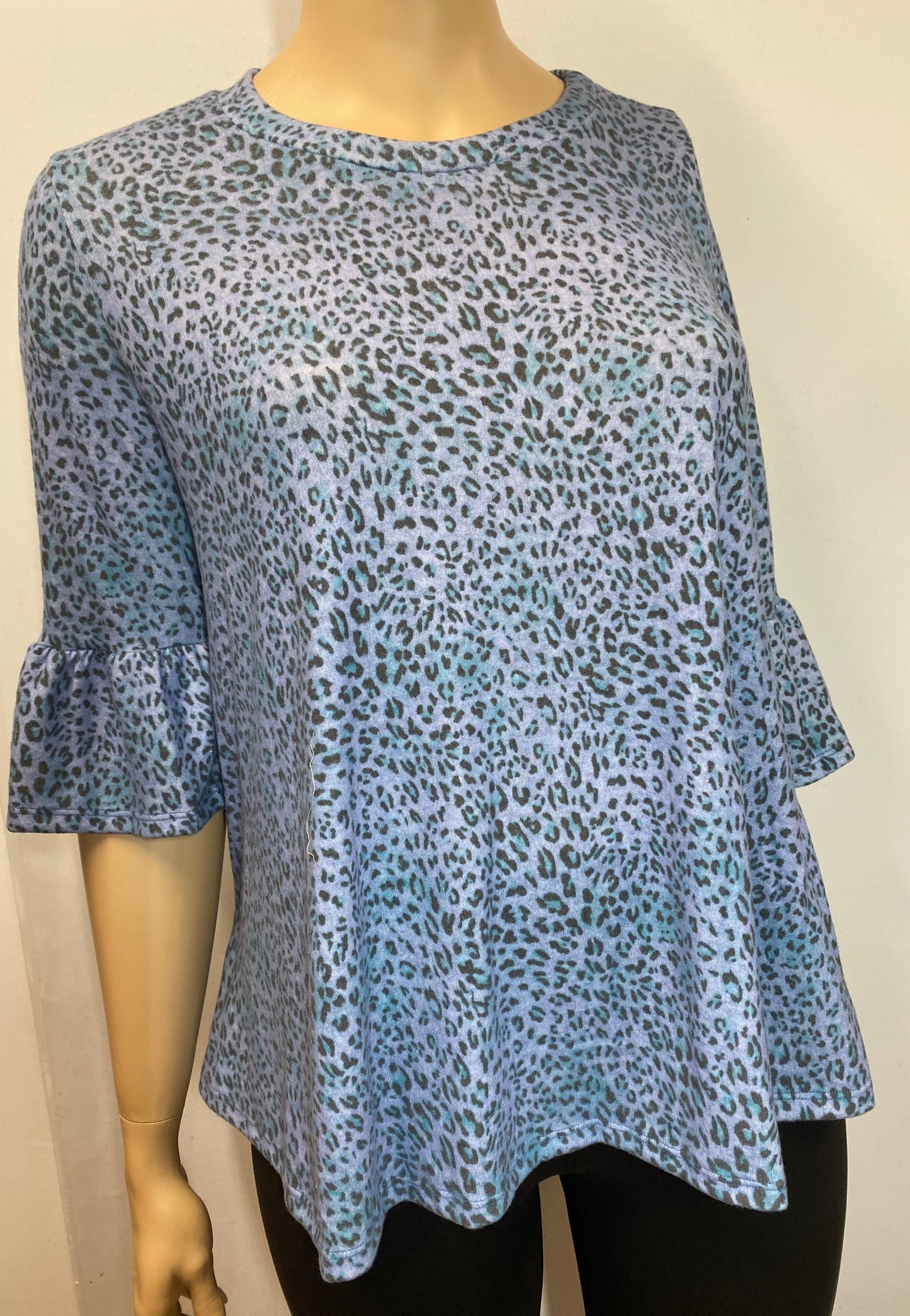 Plus Size Periwinkle Blue Tiny Leopard Print 3/4 Sleeve Top